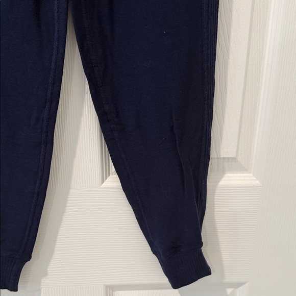 Alala Navy Jogger Pants size small very nice material - Picture 5 of 11